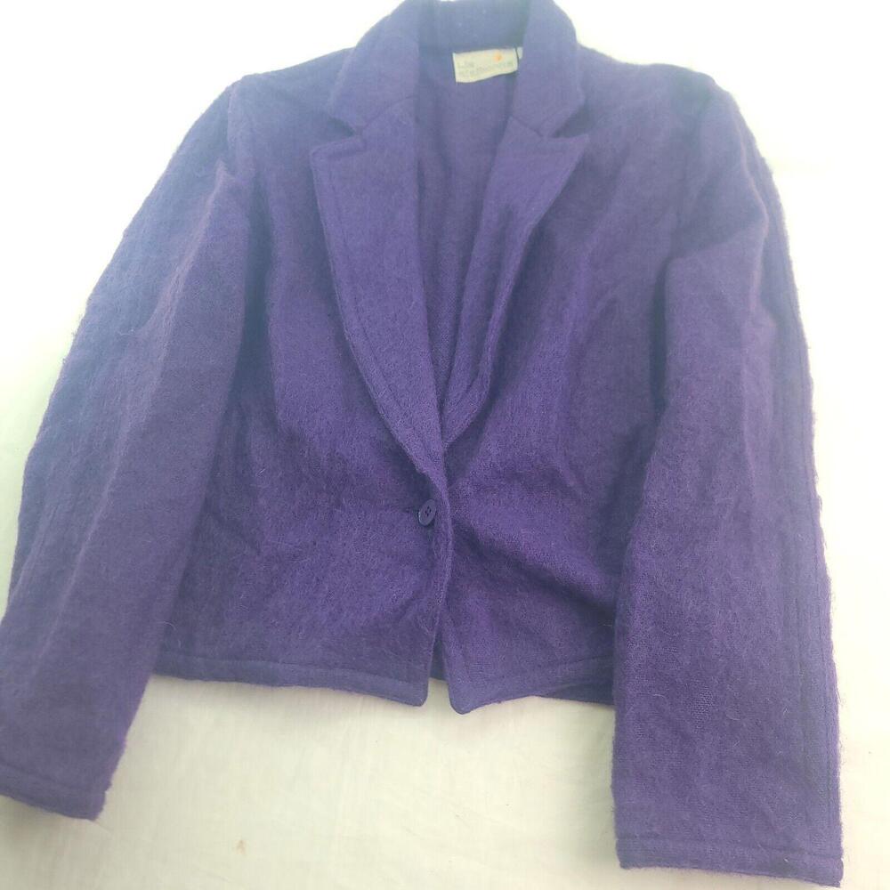 Vintage Liz Claiborne Size 6 Straight Cut Fuzzy Purple Blazer